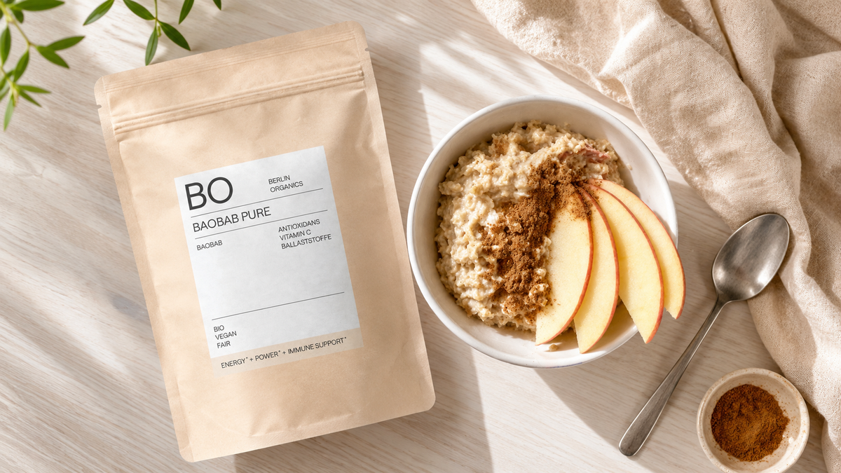 Warmer Baobab-Porridge mit Apfel & Zimt