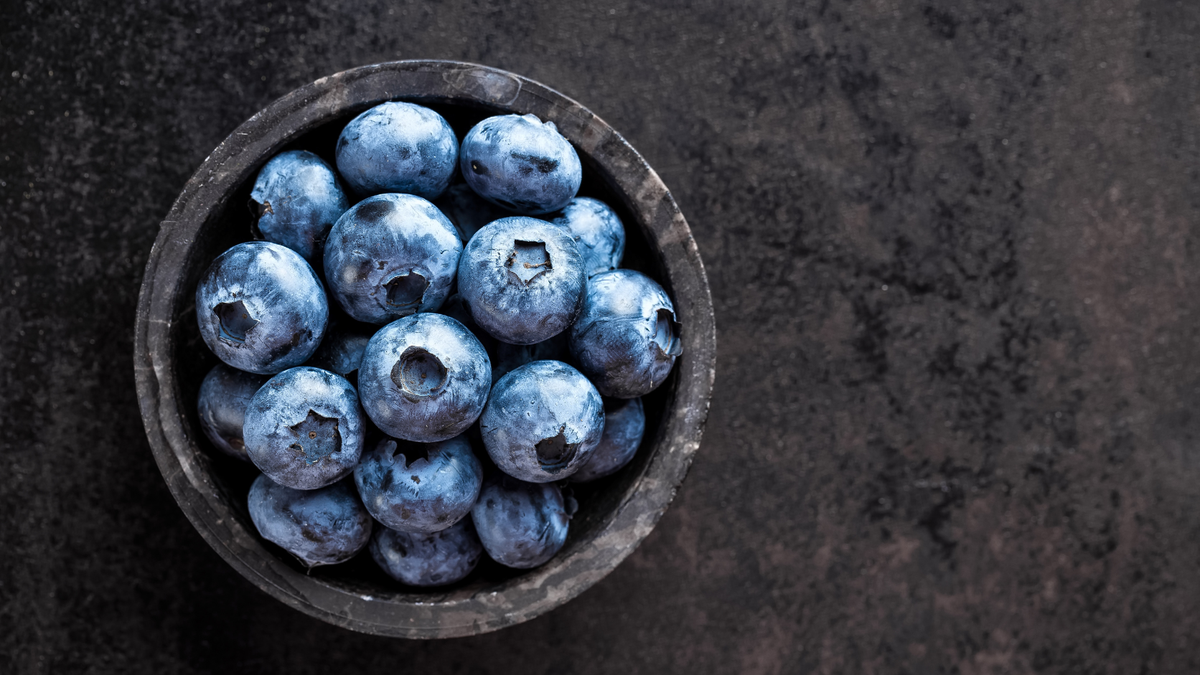 Heidelbeeren und Antioxidantien: Was steckt in der blauen Farbe?